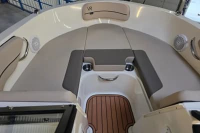 Bayliner VR4 Bowrider OB 3