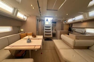 Beneteau Oceanis 51.1 2