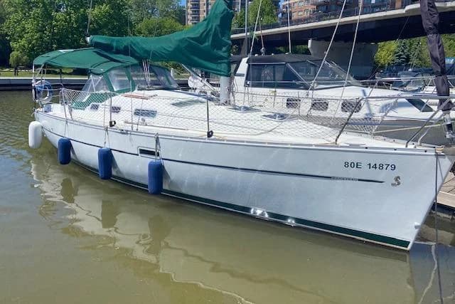 Beneteau 323