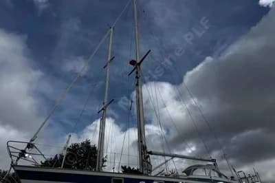 Hallberg-Rassy 38 2