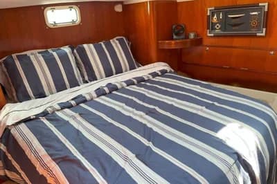 Beneteau Oceanis 44 CC 3