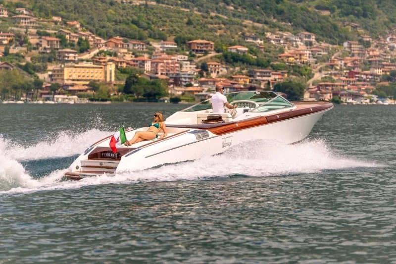 Riva 33' Aquariva