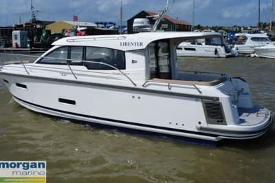 Nimbus 305 Coupe 3