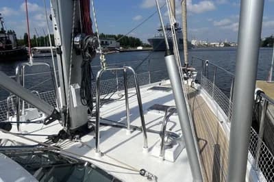 Custom SLOOP ALUMINIUM 51 2