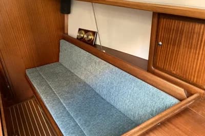 Bavaria 32 Holiday 3