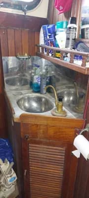 1979 Shing Sheng Baba 30 Boat for Sale in Windermere 3
