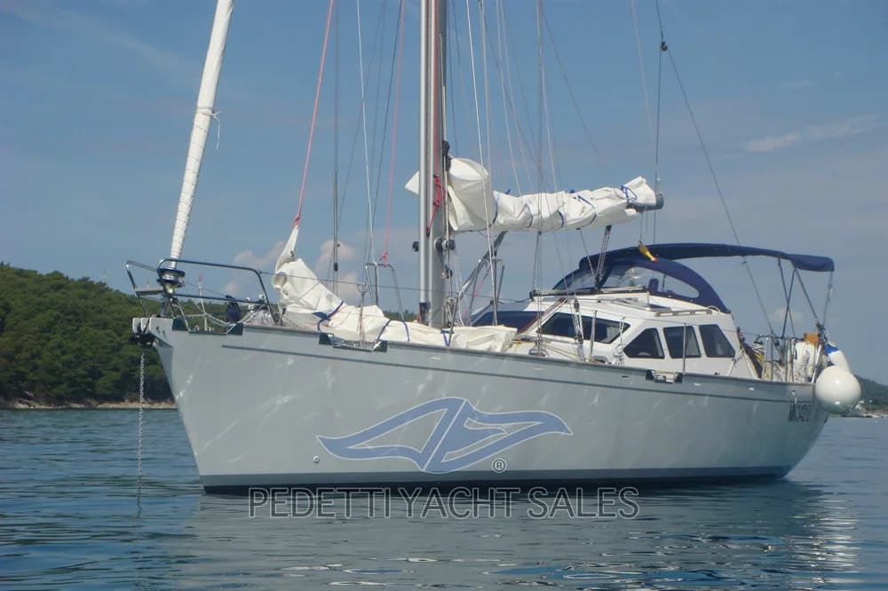 Custom Cantiere Alto Adriatico Pilot yacht Dix 38