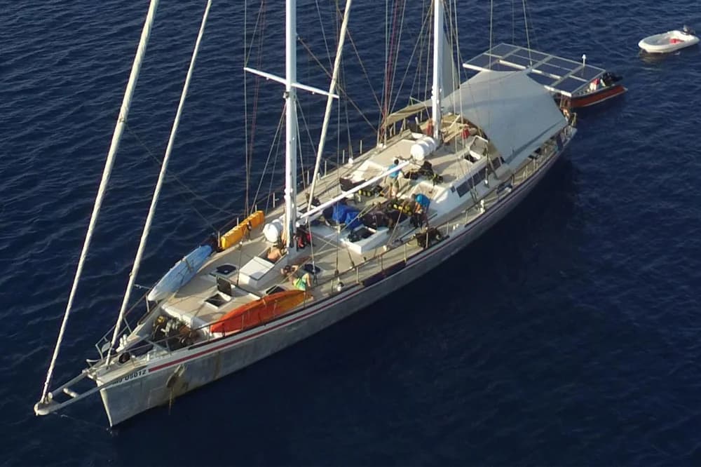 Custom Pita Yachts