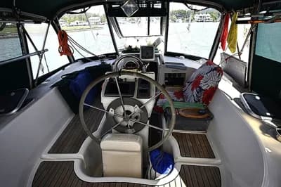 Beneteau Oceanis 36 CC 3