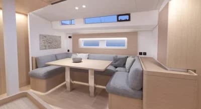 Beneteau Oceanis Yacht 54 2