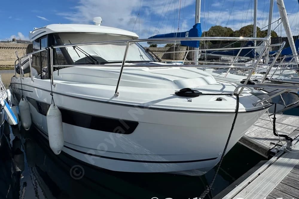 Jeanneau Merry Fisher 895