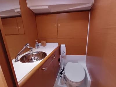 Jeanneau Sun Odyssey 409 2