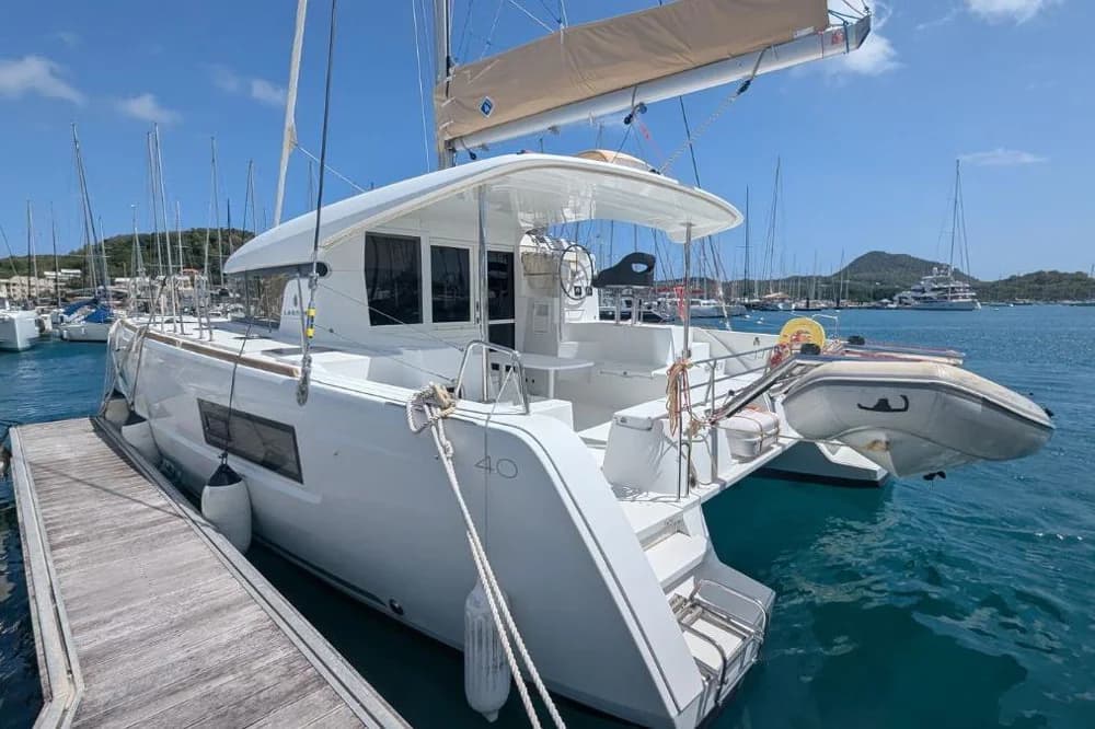 Lagoon 40