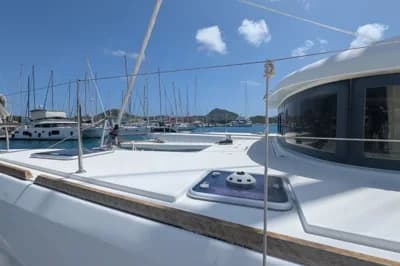 Lagoon 40 2