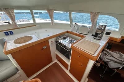 Lagoon 410 S2 2