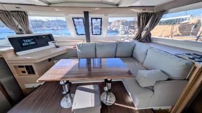 Custom Fountaine Pajot Lucia 40 Maestro 2