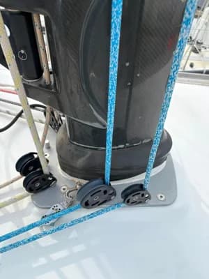 J-Composites J 122 E 3