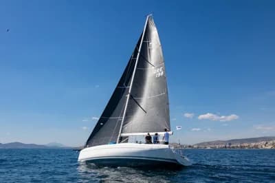 Italia Yachts IY11.98 Bellissima 2
