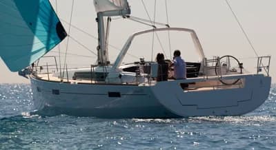 Beneteau Oceanis 45 2