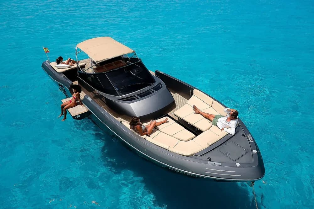 Cantieri Navali del Mediterraneo Continental 43