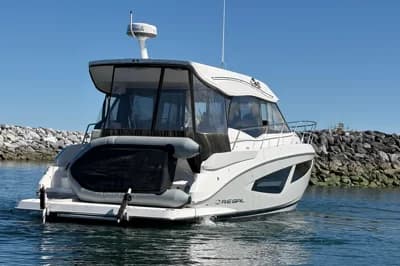 Regal 42 Grande Coupe 2