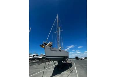 Beneteau Oceanis 390 2