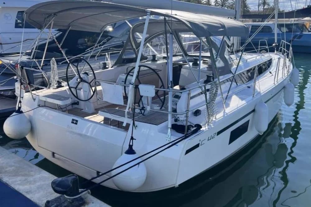 Bavaria C42