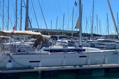 Jeanneau Sun Odyssey 389 2