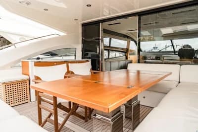 Princess V72 5