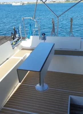 Fountaine Pajot Antigua 37 3