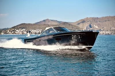 Camper & Nicholsons Endeavour 42 2