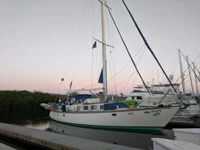 Maple Leaf 54ft Center Cockpit Cutter 2