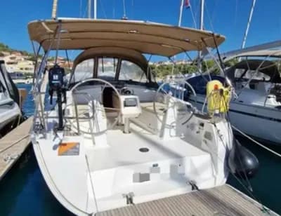 Bavaria Cruiser 37 3
