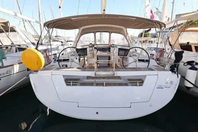 Bénéteau Oceanis 45 2