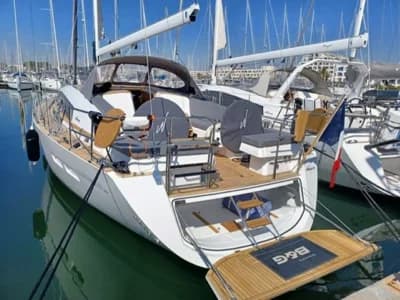 Wauquiez Pilot Saloon 48 2