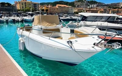 Jeanneau Cap Camarat 7.5 CC 2