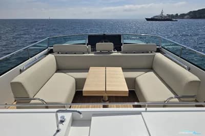 Delta Powerboats 88 Carbon 3