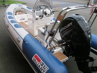 Valiant V-570 rib m/Mercury F150 hk EFI 4-takt o 3