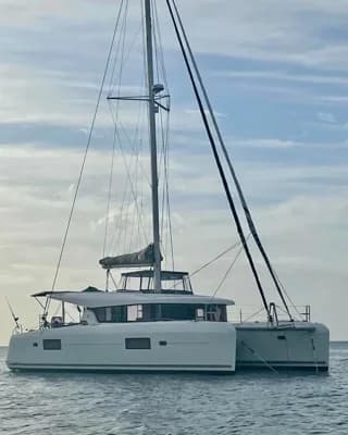 Lagoon 42 2