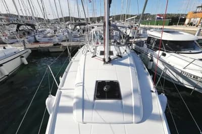 Beneteau Oceanis 34.1 2