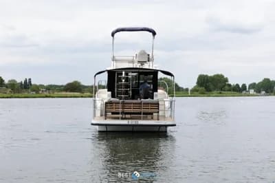 Cobra Futura 36 Premium Fly 3