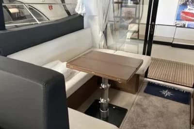 Jeanneau NC 38 Fly 3