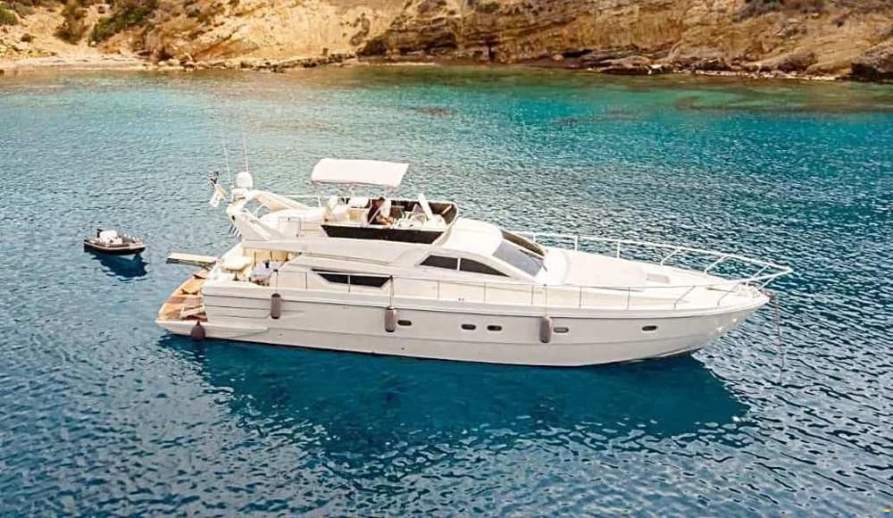 Ferretti 165