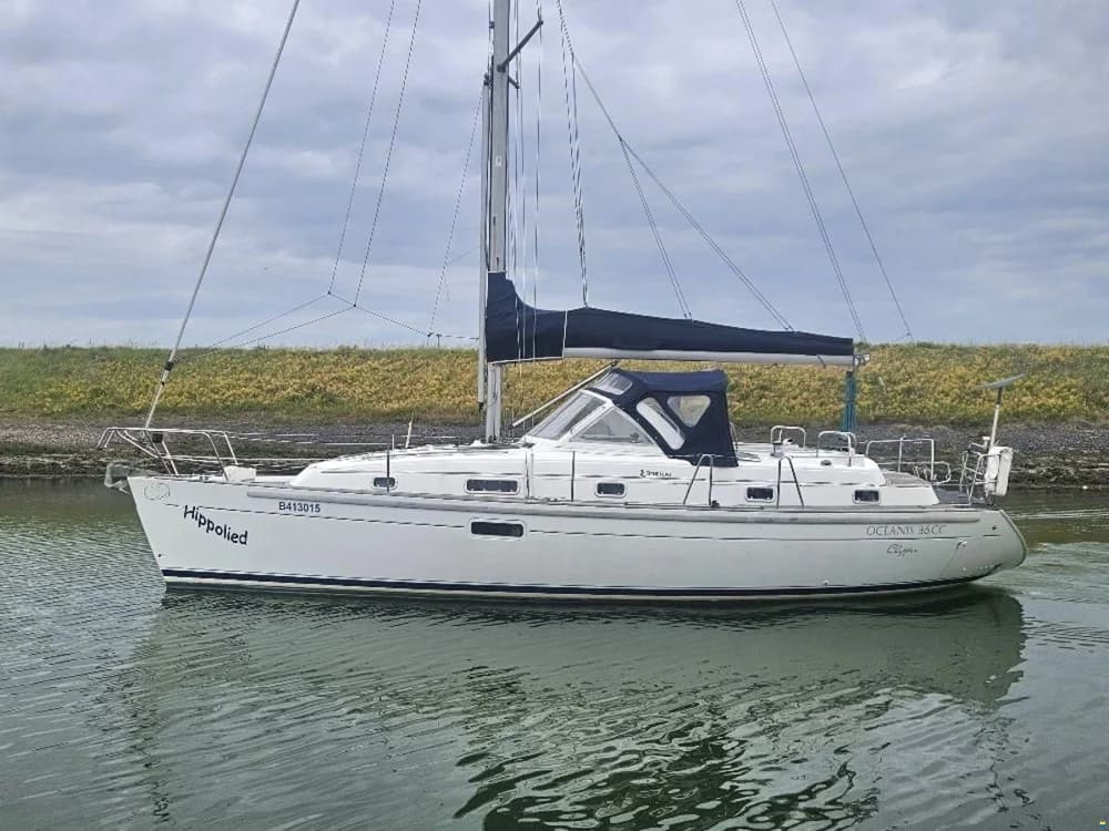 Beneteau Oceanis 36CC