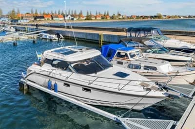 Aquador 28 HT 2