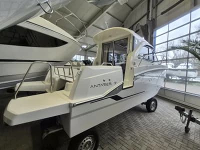 Beneteau ANTARES 7 3