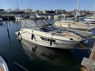 Quicksilver Active Cruiser 805 2