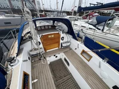 1986 Sadler 34 Boat for Sale in Ardrossan 4