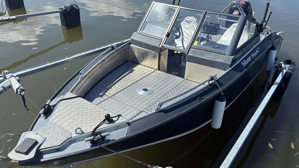SilverYacht Shark BRx