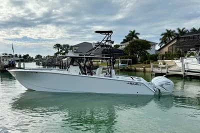 2020 SeaHunter 41 CTS 3